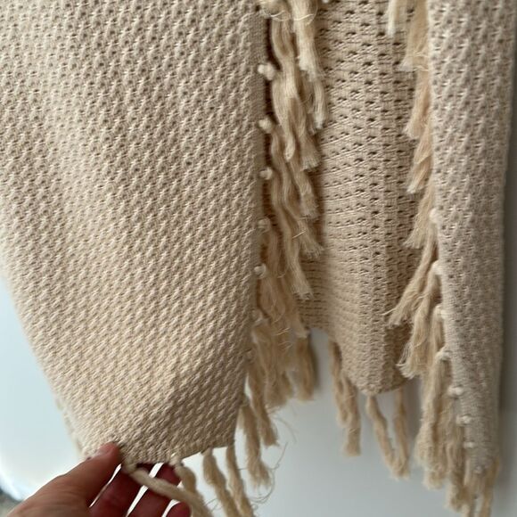 NWT Vestique Beige Knit Midi Skirt with Fringe Hem Side Slit Size L 100% Cotton - Picture 7 of 12